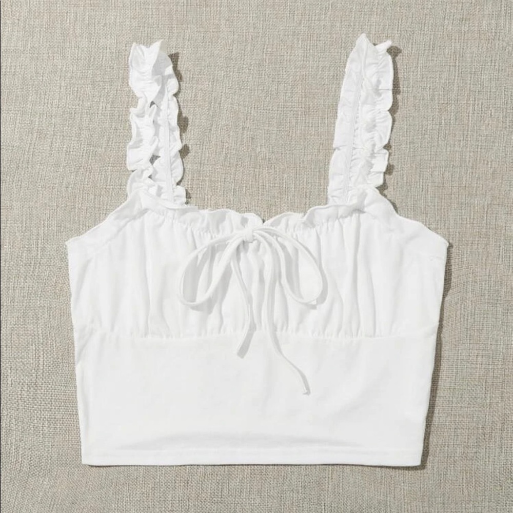 Frilly white croptop